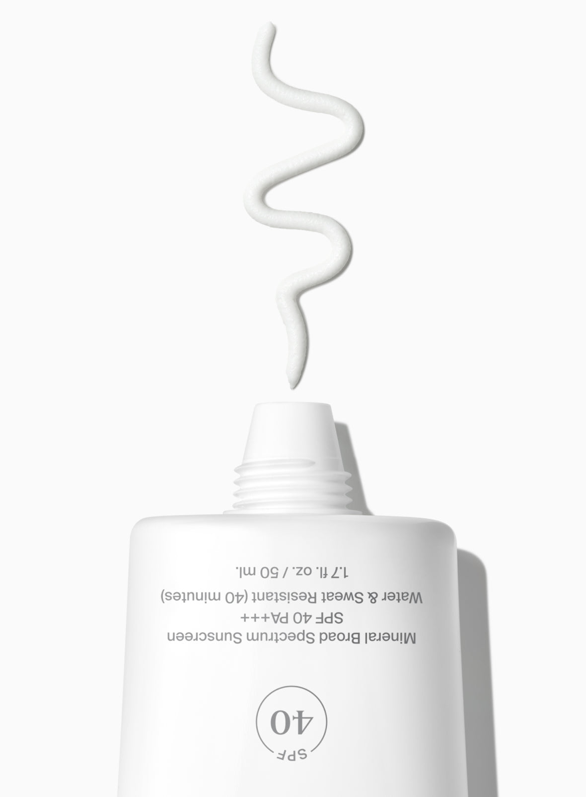 Mineral Unseen Sunscreen SPF 40 - Image 4